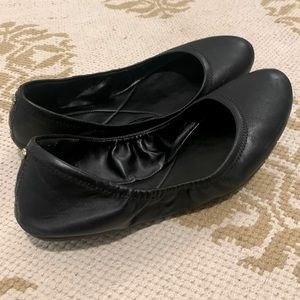COLE HAAN ballet flats